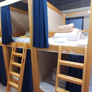 Bee-hive Sugamo - Male Only Hostel